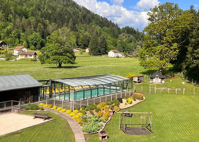 Gite Roche Des Ducs Avec Piscine Toute L\'Annee, Spa, Sauna, Hammam