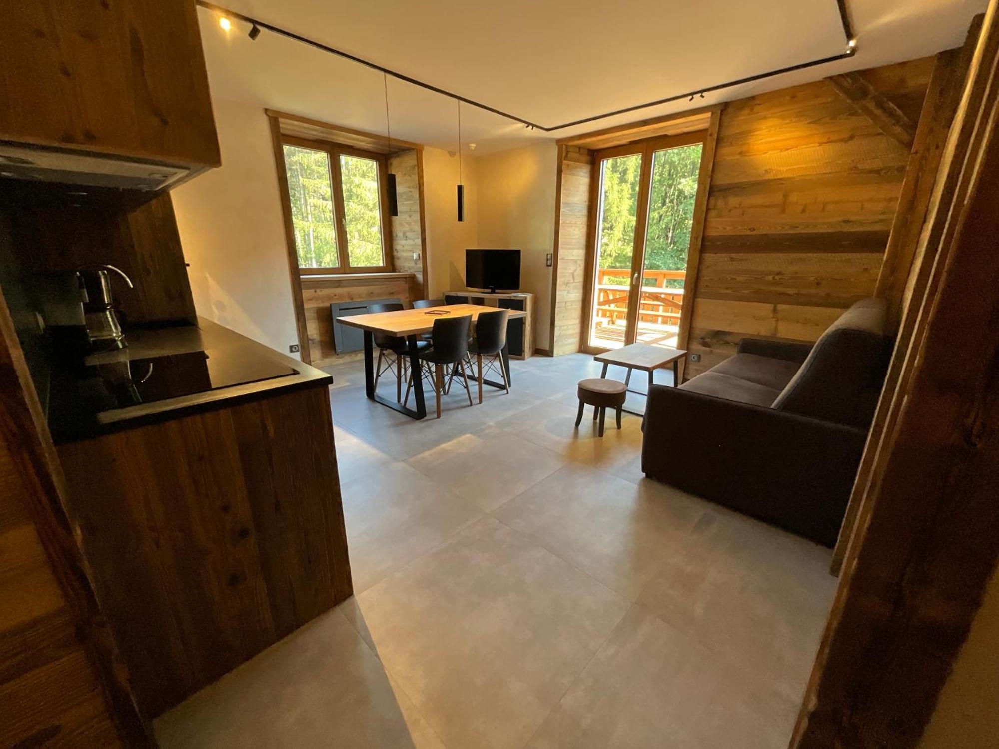 Roche Des Ducs Avec Piscine Toute L'annee, Spa, Sauna, Hammam * Rochesson