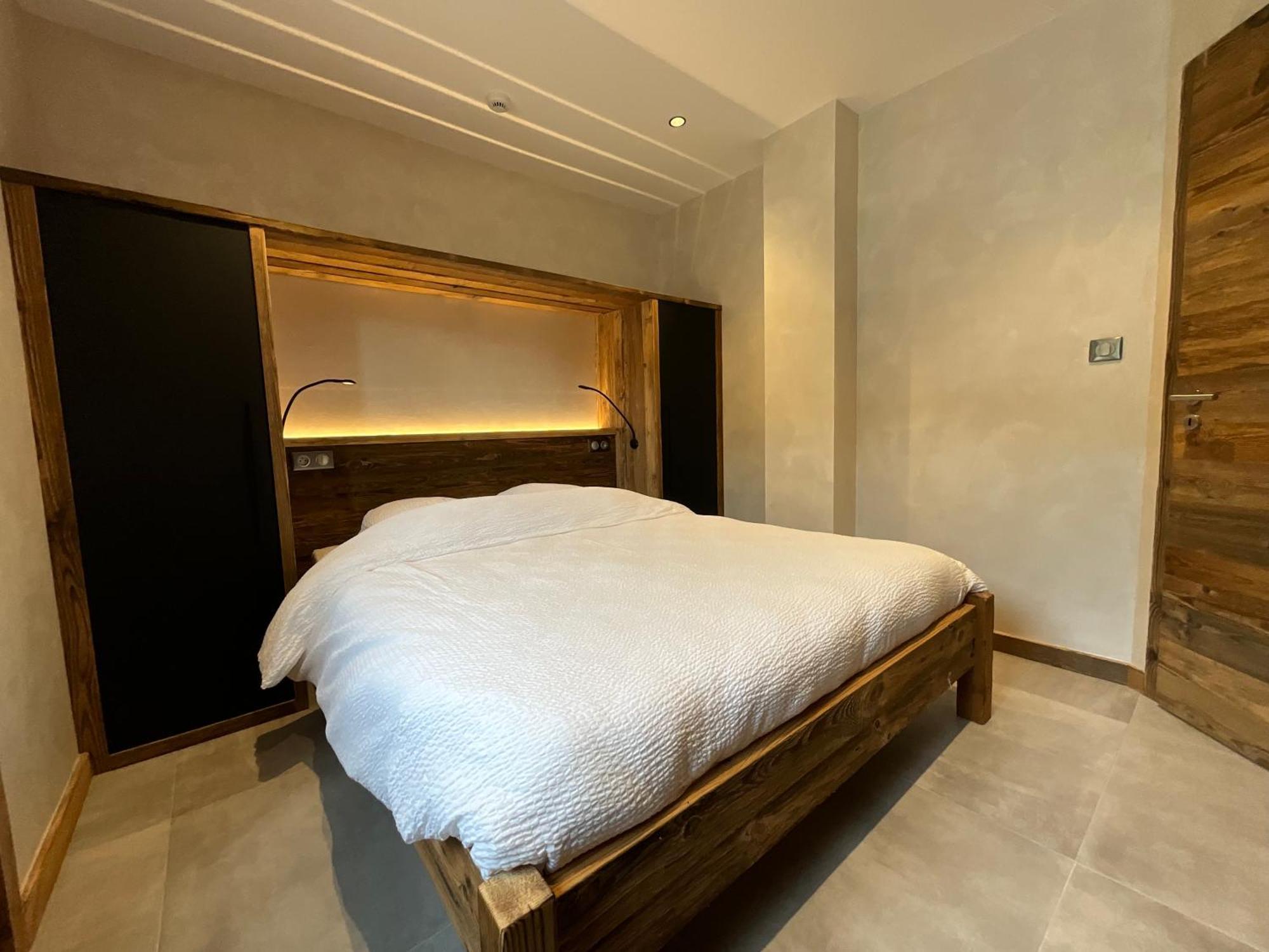 Aparthotel Roche Des Ducs Avec Piscine Toute L'annee, Spa, Sauna, Hammam
