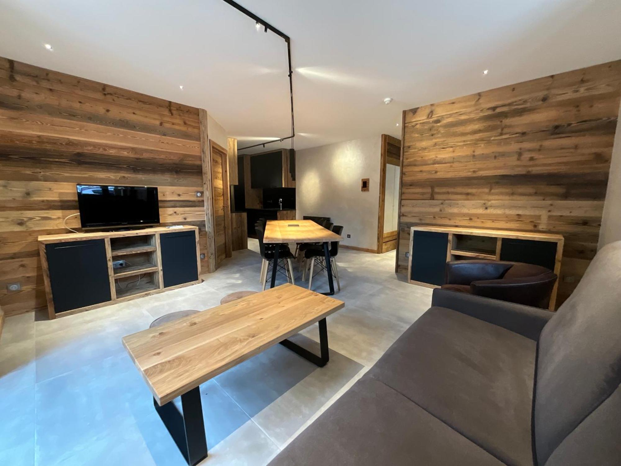 Roche Des Ducs Avec Piscine Toute L'annee, Spa, Sauna, Hammam * Rochesson